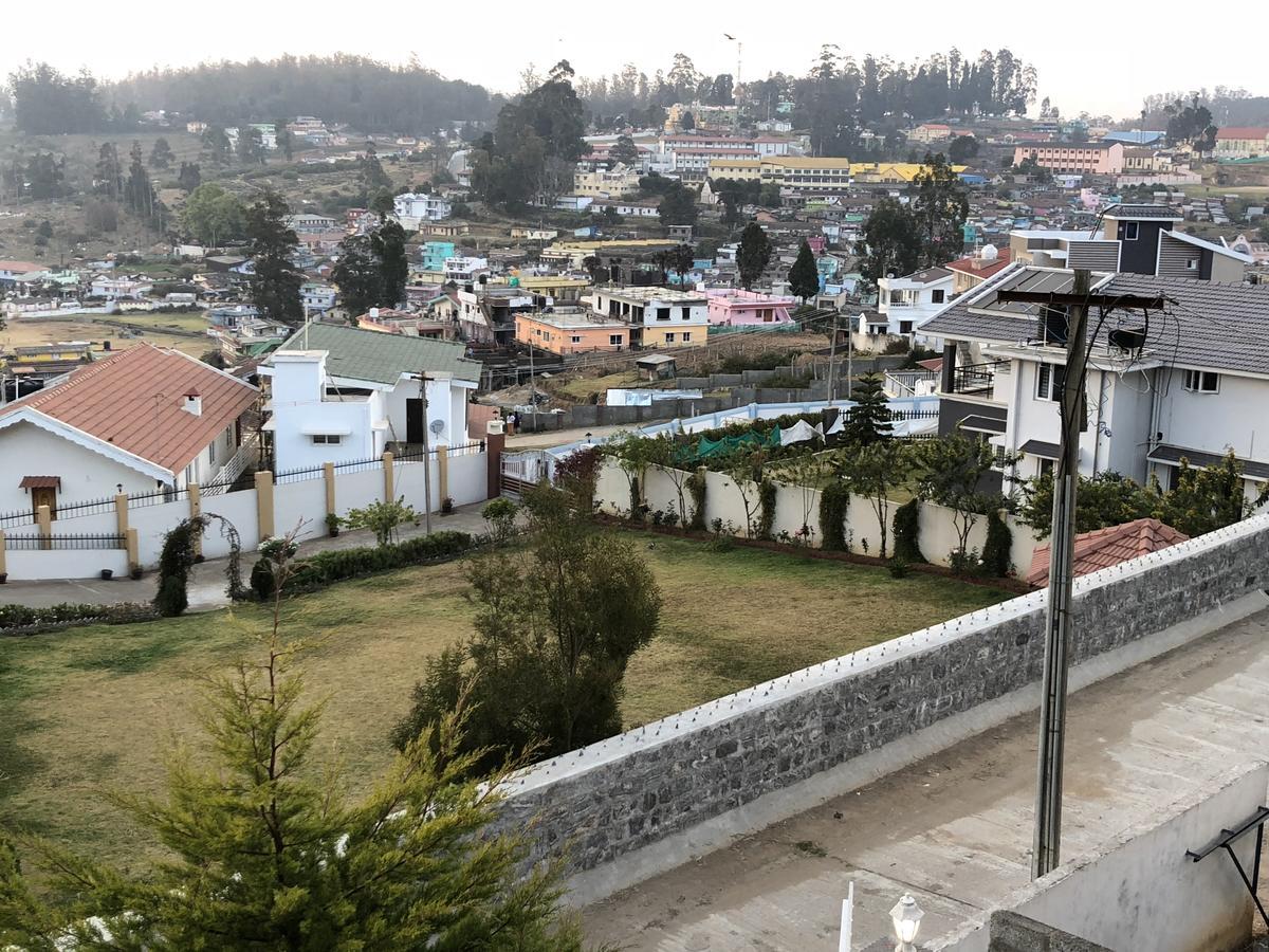 Aanvis Inn Ooty Esterno foto