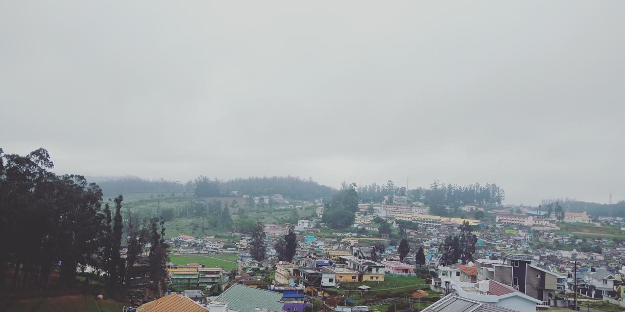 Aanvis Inn Ooty Esterno foto