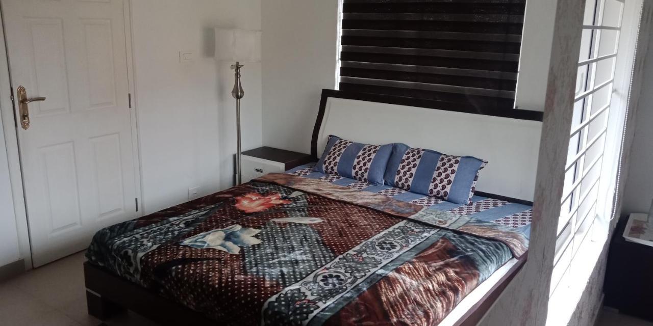 Aanvis Inn Ooty Esterno foto